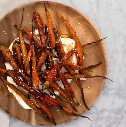 burnt carrots with lebneh