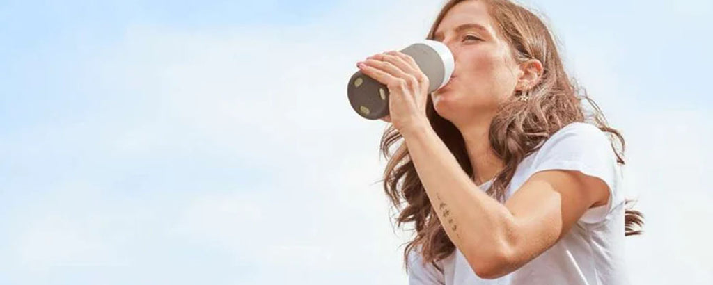 This drink tumbler keeps your drinks ice cold all day long » Gadget Flow