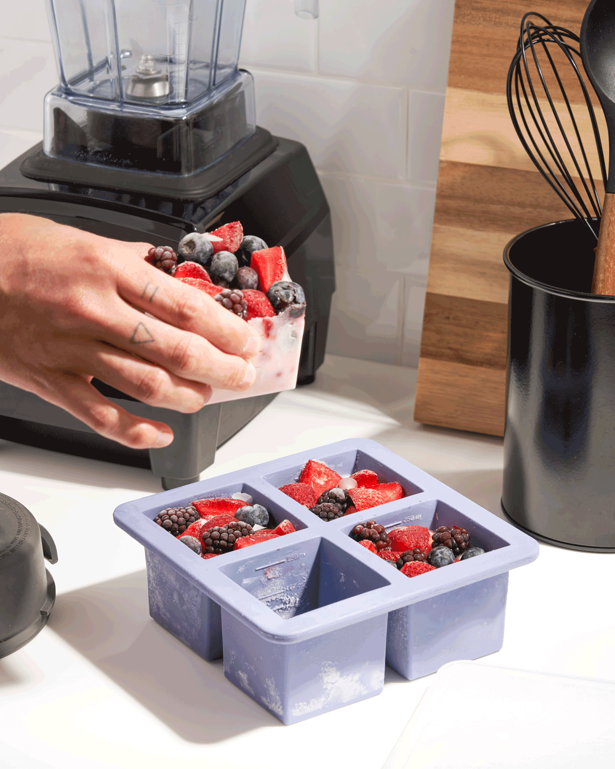 CUP Cubes Freezer Tray in Black (4 Tray) - THE BEACH PLUM COMPANY